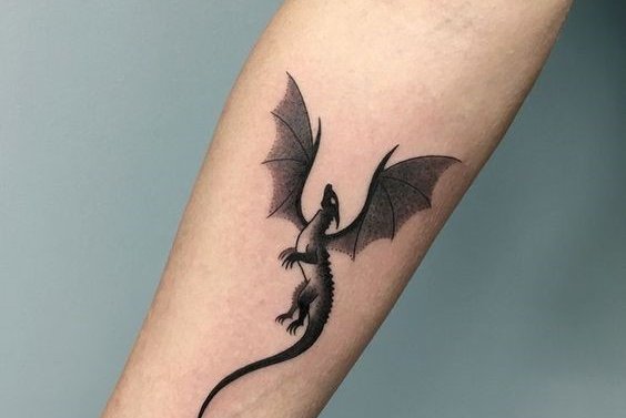 Draak tattoo