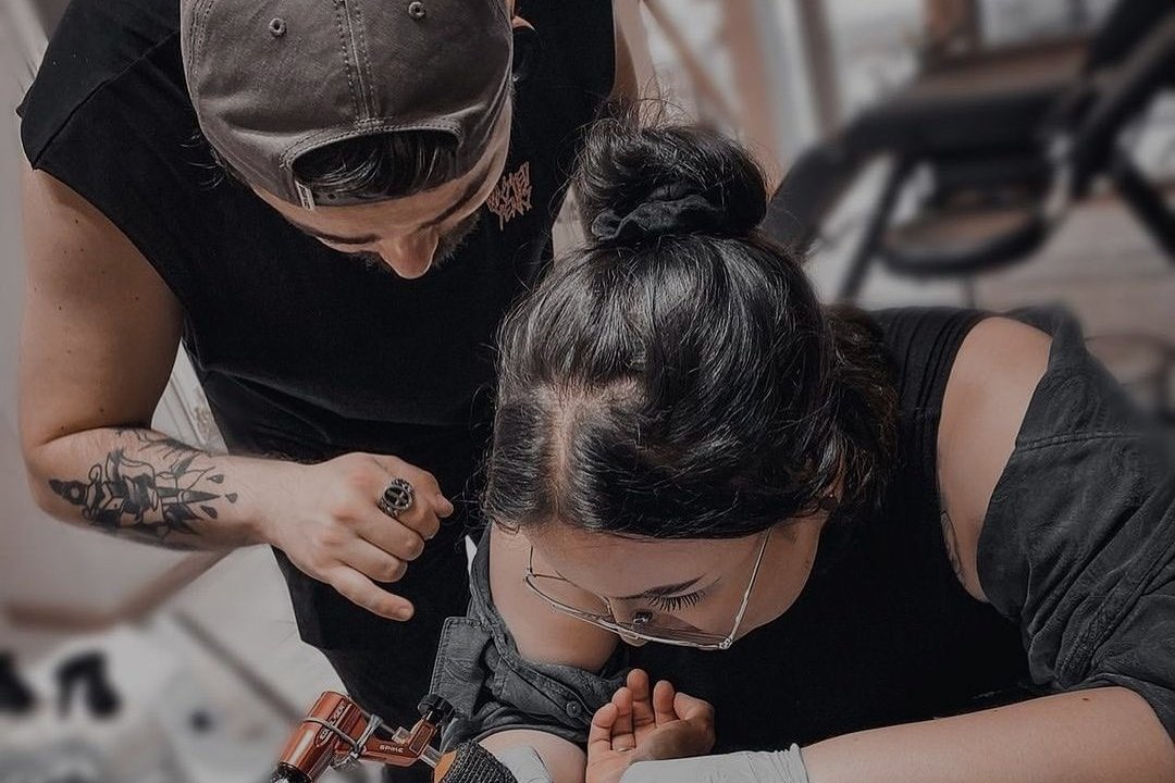 Tattoo training in The Hague