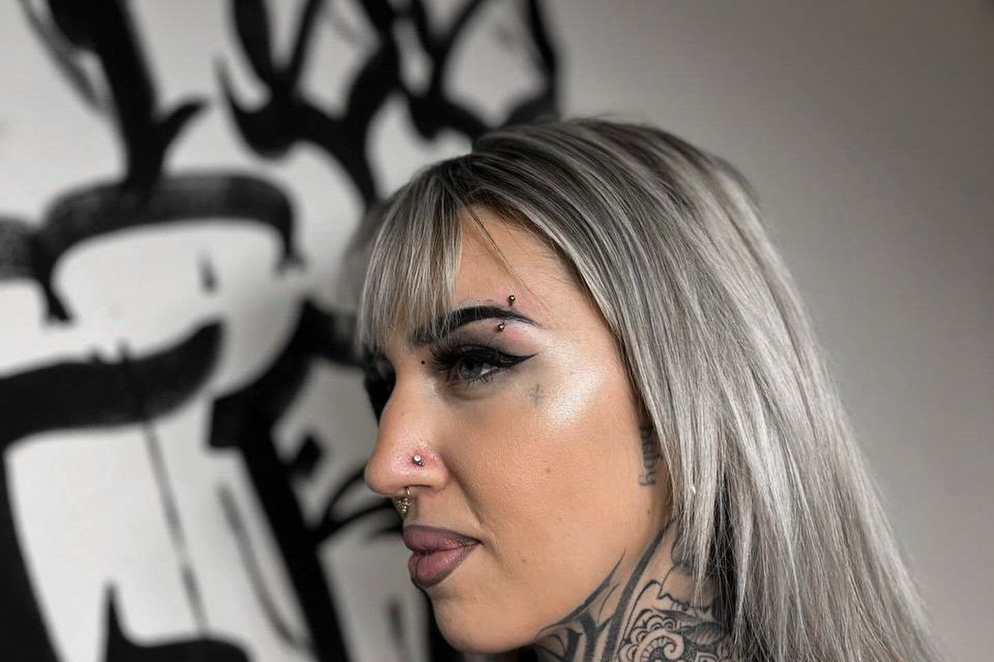 Wenkbrauwpiercing