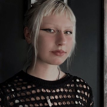 Lip Piercing