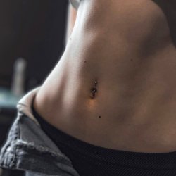 Navel Piercing