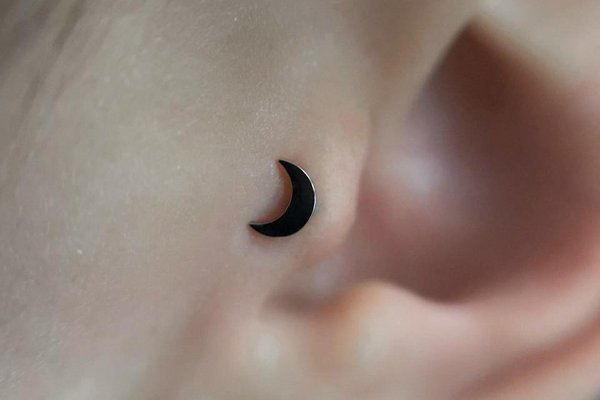 tragus piercing verzorgen