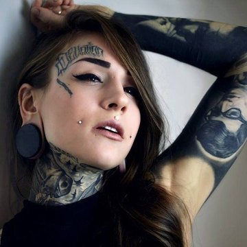 Tattoo's op het gezicht
