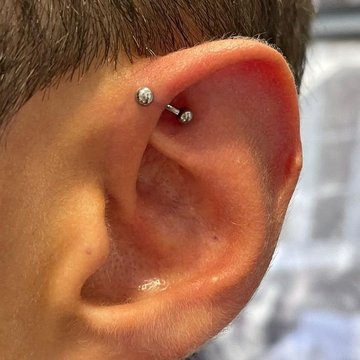 Forward Helix Piercing