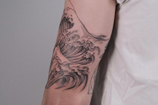 wave tattoo
