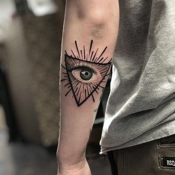 tattoo driehoek