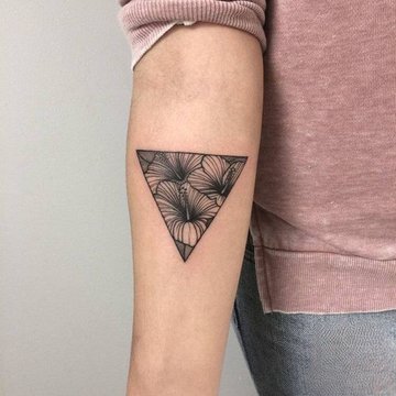 tattoo driehoek