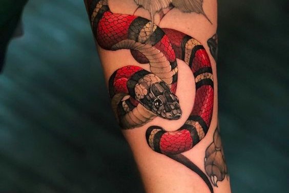 Slang tatoeage